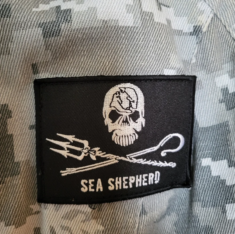 Sea Shepherd Hemp Hoodamb Jacket - Picture 4 of 15